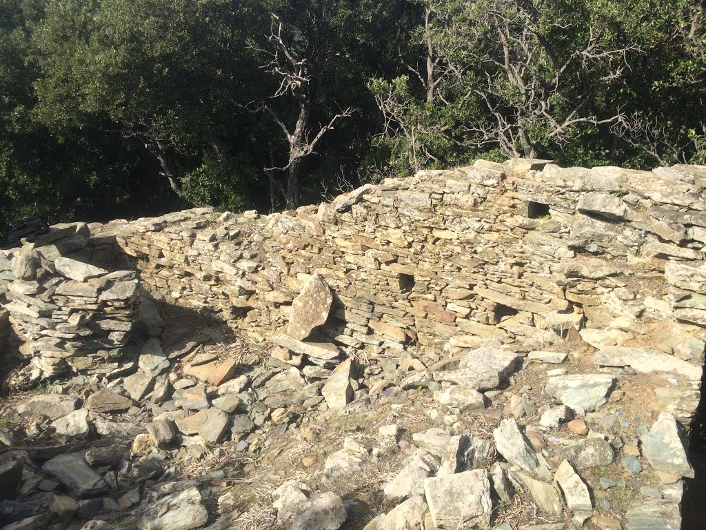Hameau abandonné de Mata à Luri