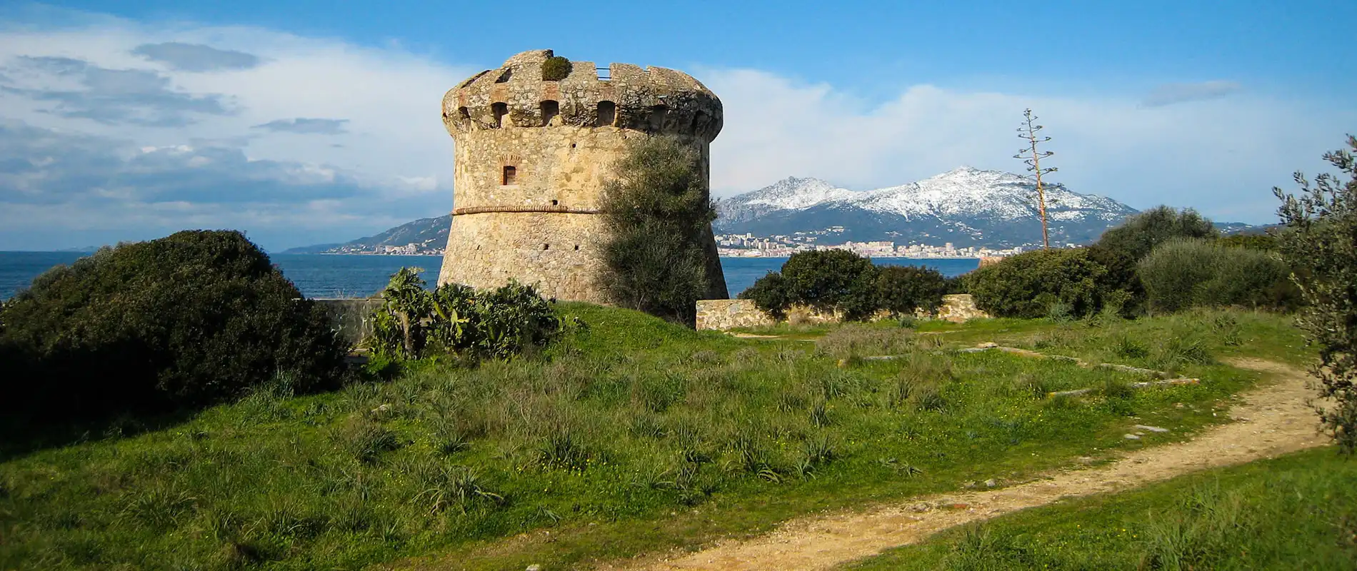 Tour génoise de Capitello à Porticcio